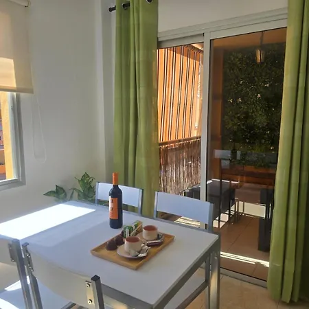 Daire Centrico En Con Piscina Ii *