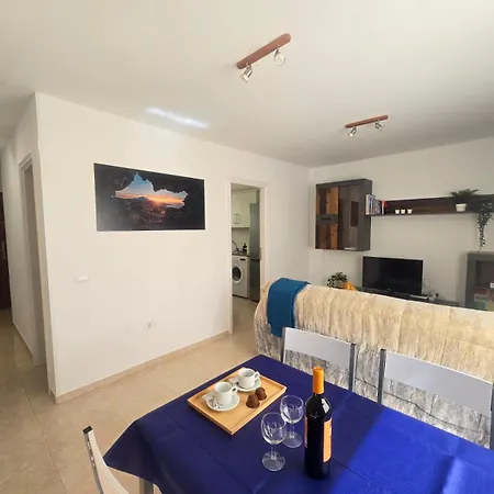 Apartment Centrico En Con Piscina Ii